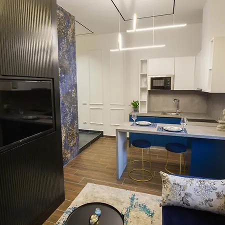 Lit Apartments, Jacuzzi * טיראנה