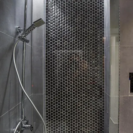 Lit Apartments, Jacuzzi טיראנה