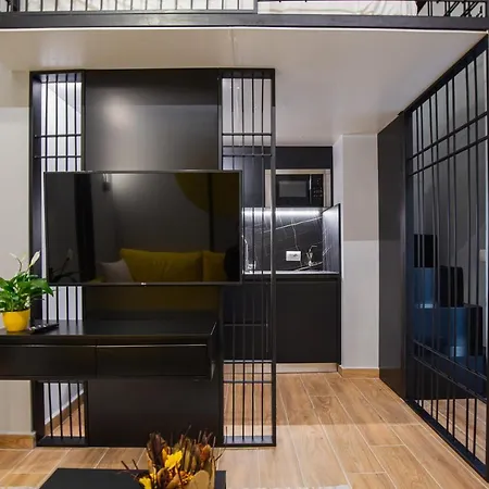 Lejlighed Lit Apartments, Jacuzzi *