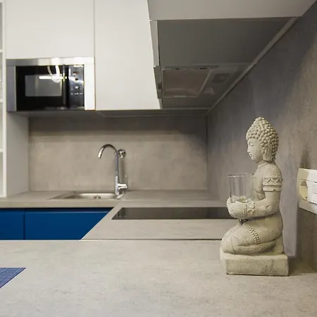 Lejlighed Lit Apartments, Jacuzzi *